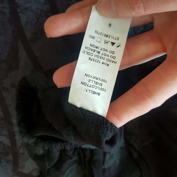 Mustard Seed Floral Embroidered Black Ruffle Crop - Picture 6 of 7